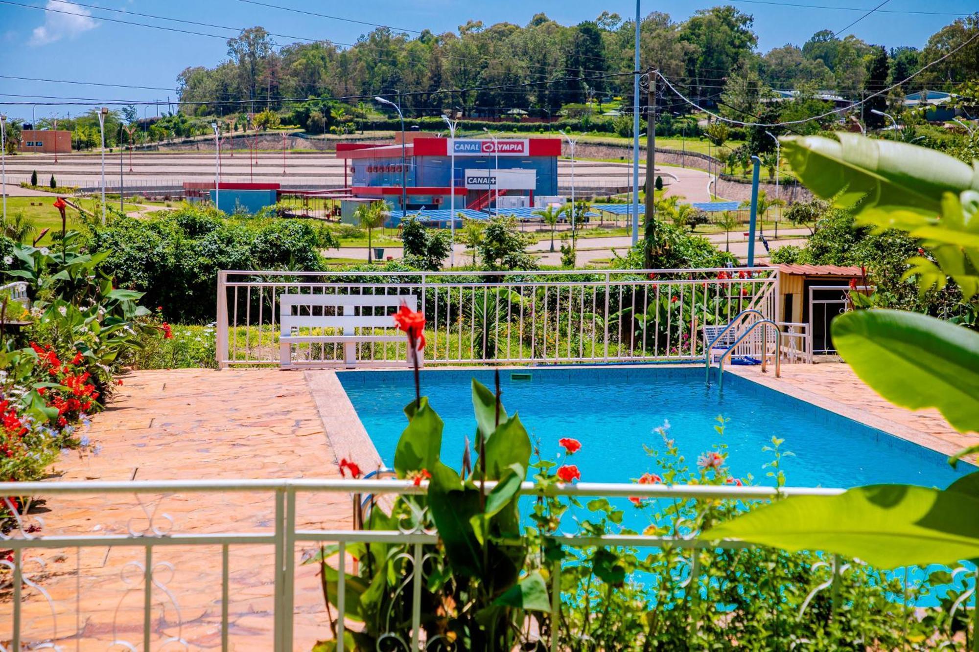 Kigali Village Suites ภายนอก รูปภาพ